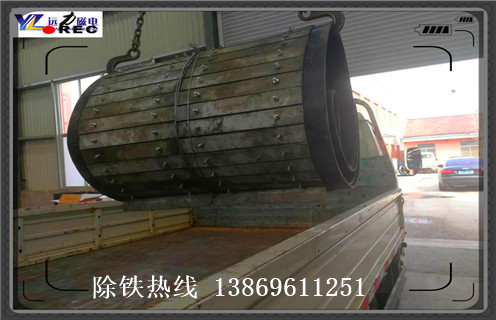 除鐵器刮板皮帶，除鐵器刮板皮帶輸送帶強(qiáng)磁調(diào)整方法_除鐵器刮板皮帶輸送帶強(qiáng)磁跑偏原因及如何調(diào)_刮板價(jià)格